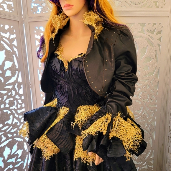 The "Letty" Black & Gold Gothic Romance Wedding Ballgown Set - Picture 5 of 14